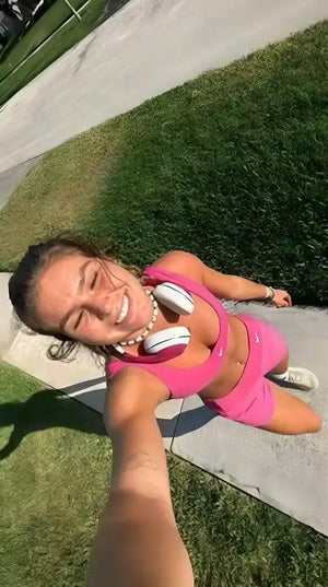 Fernanda R.