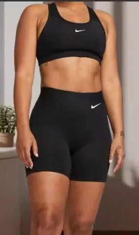 Anely J. — Medellín